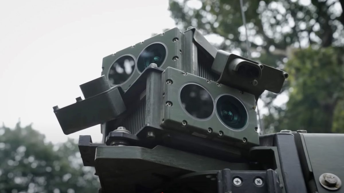 Die Optiken des neuen Rundumsicht-Systems des Schützenpanzer Puma